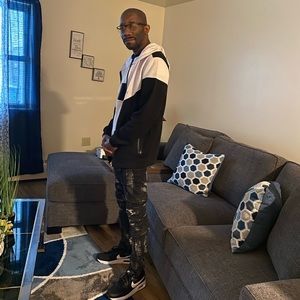 Meet your Posher, Reggie